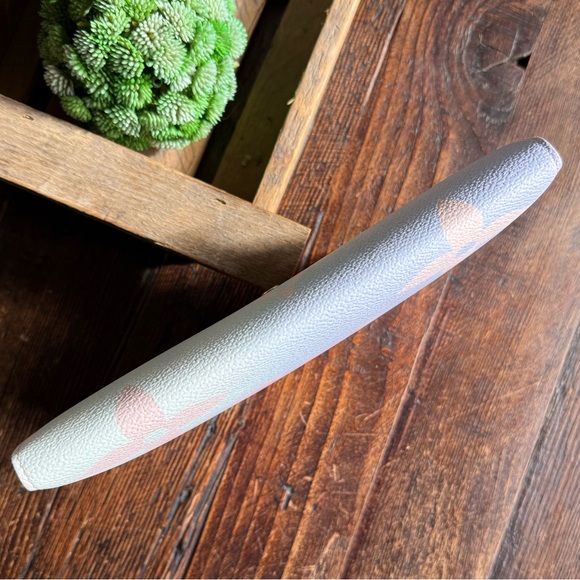 Louis Vuitton Large Kirigami Pochette In Sunrise Pastel - Picture 6 of 16